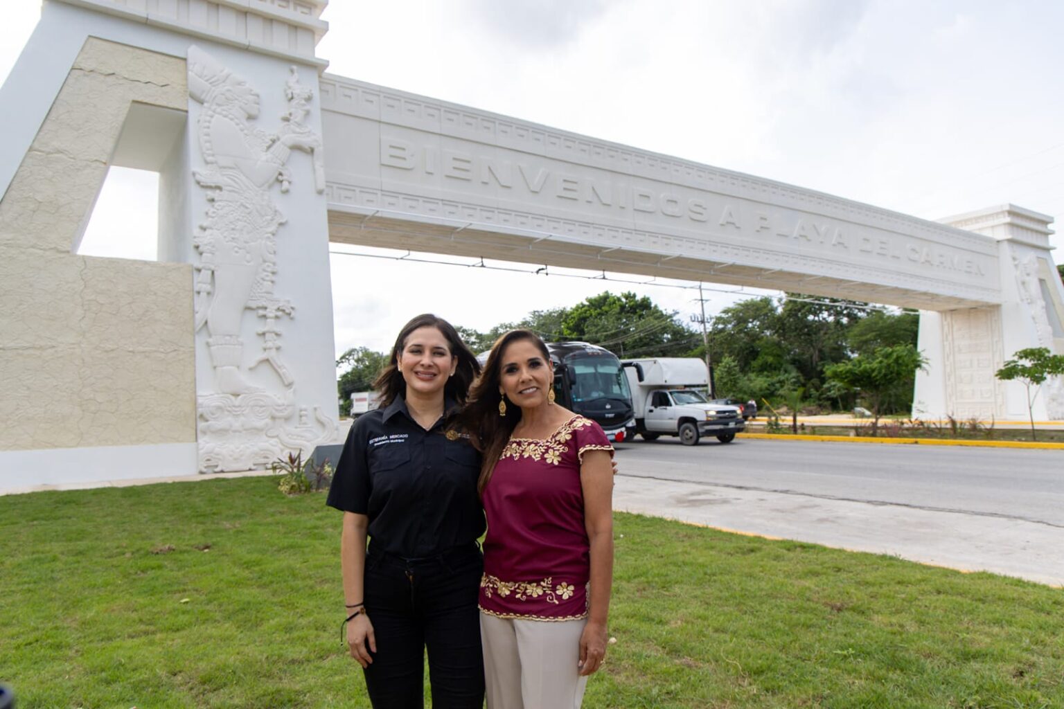 Inauguran Mara Lezama y Estefanía Mercado el Arco de Acceso Norte de ...